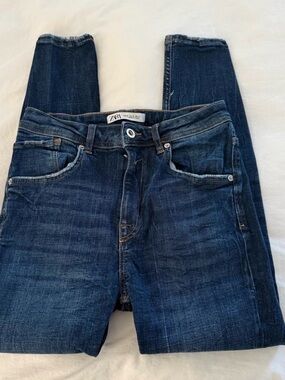 Zara Women’s Dark Wash Skinny Jeans, Size 30